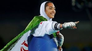 Kimia Alizadeh : la star des JOJ porte haut les couleurs des athlètes iraniennes aux Jeux de Rio 