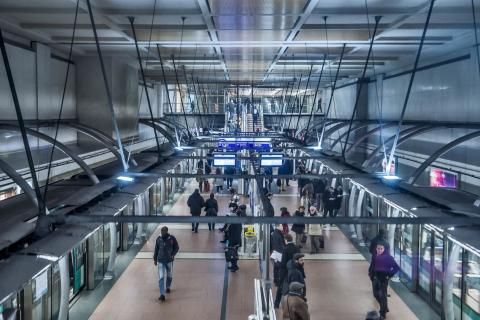 Une meilleure prise en charge des usagers de drogue dans les espaces du métro parisien