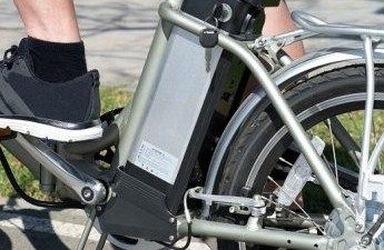 Boom du vélo électrique. Comment en profiter en toute sécurité ?
