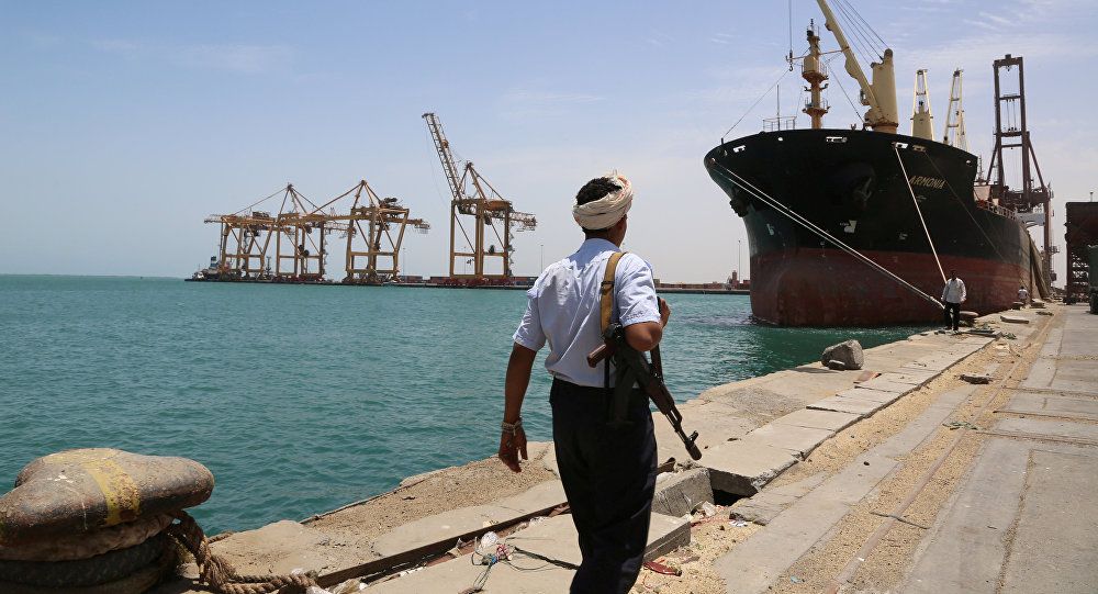 Yémen : La France doit convaincre ses alliés saoudien et émirati de minimiser l'impact sur des centaines de milliers de civils de l'attaque du port de Hodeidah