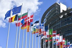 Création d'un statut de consultant juridique étranger pour les avocats non membres de l'Union européenne