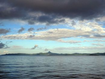 Découverte de la naissance d'un nouveau volcan sous-marin à l'Est de Mayotte : améliorer nos connaissances et prévenir les risques
