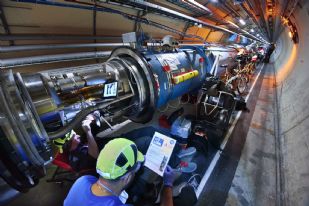Au CERN, La consolidation du LHC à mi-parcours