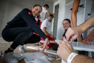  The Lausanne 2020 Youth Olympic Village furnished in just one weekend by 850 volunteers!